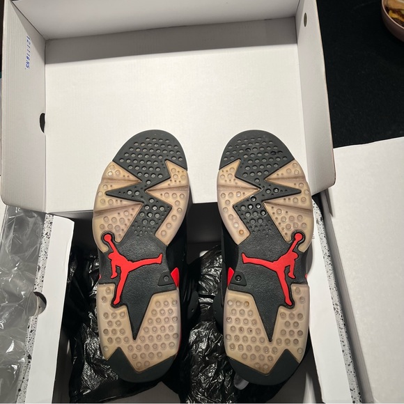 JORDAN 6 RETRO BLACK INFRARED (2019) 100% AUTHENTIC SIZE 9.5 - Picture 6 of 10
